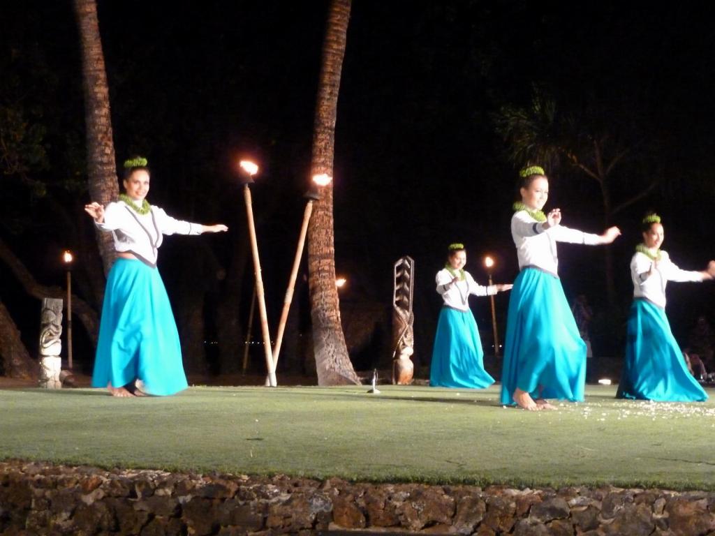 6136 - Old Lahaina Luau