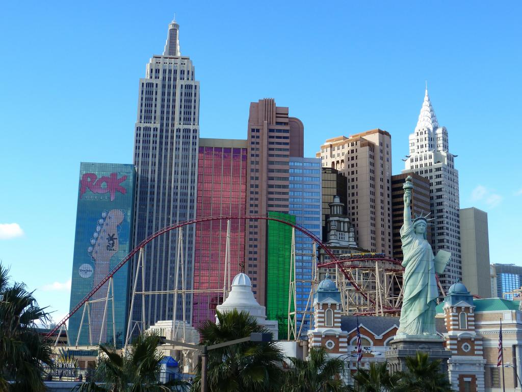 5005 - Vegas Hotels