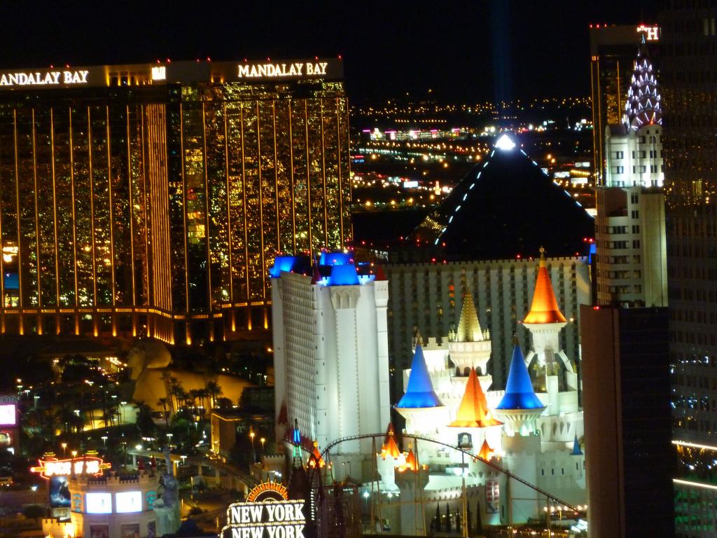 5217 - Vegas NightShots