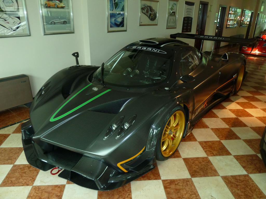 803 - Pagani