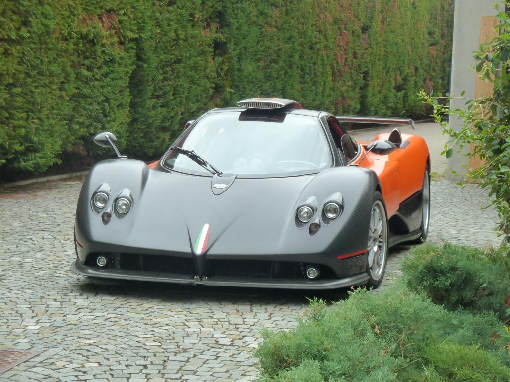 824 - Pagani