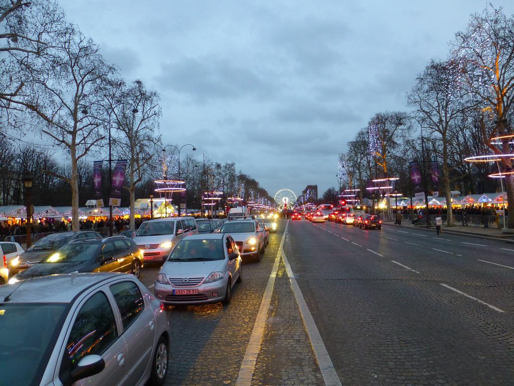 175 - 20121226 Paris Champs Elysees