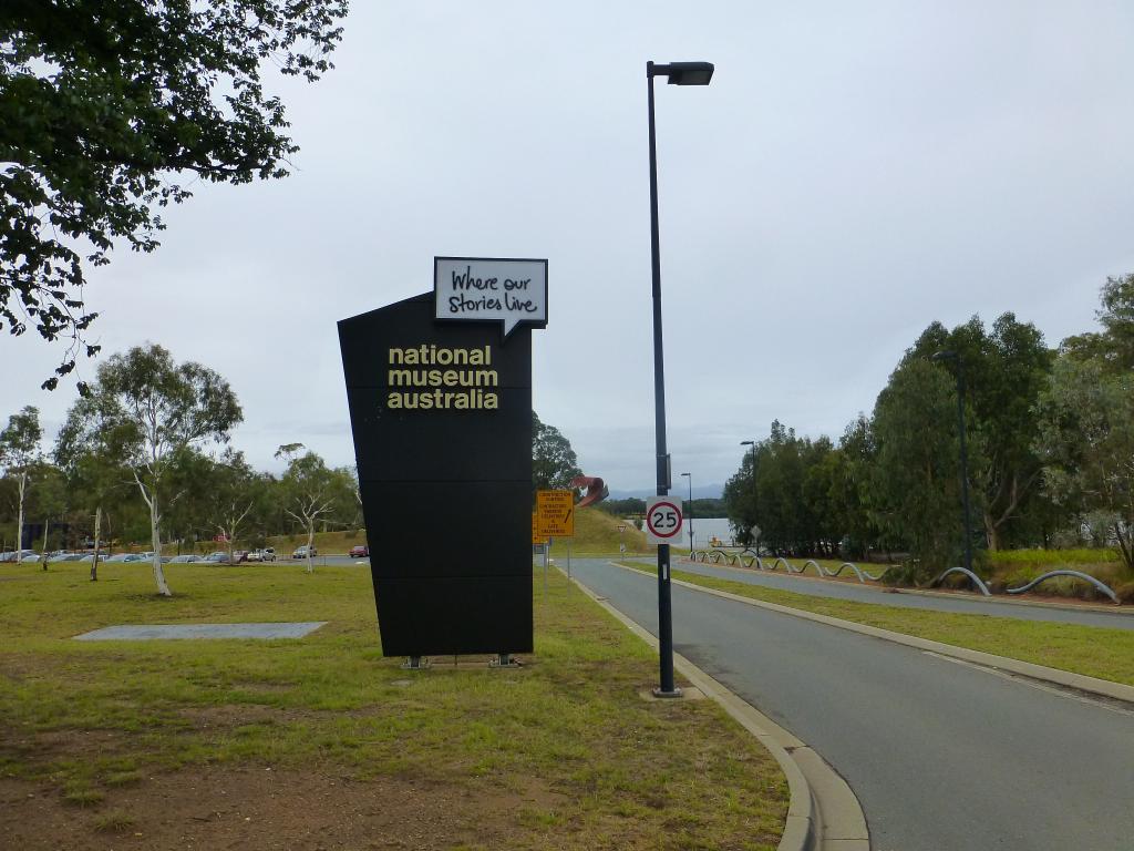 300 - Canberra National Museum Australia