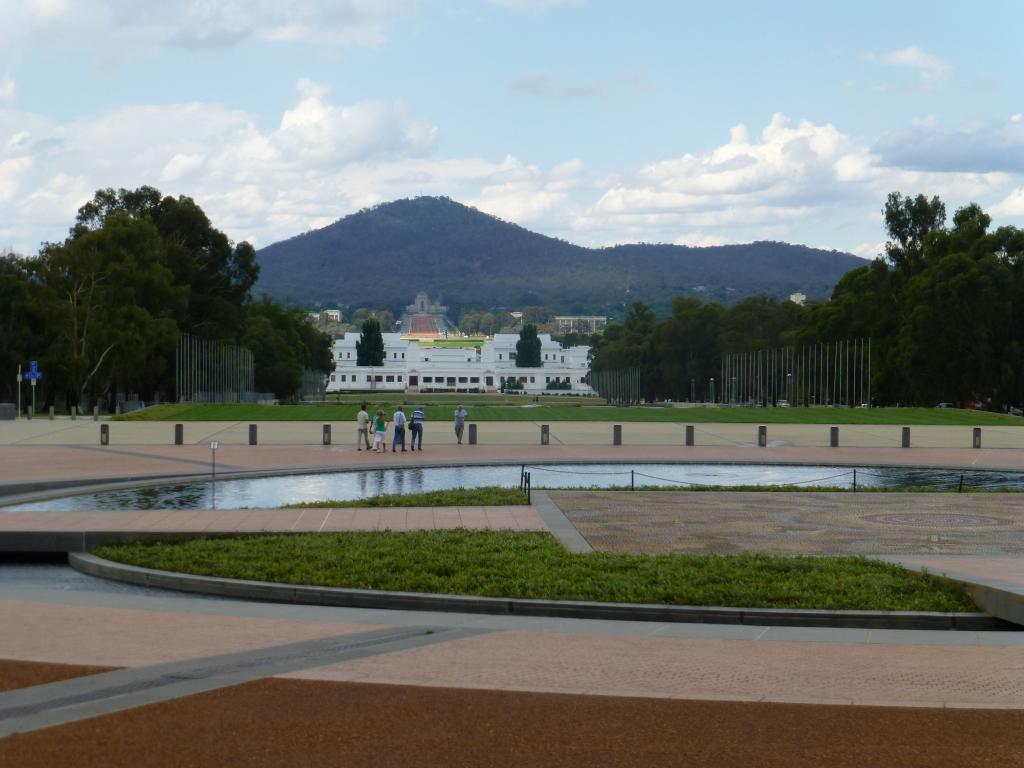 602 - Canberra Parliament