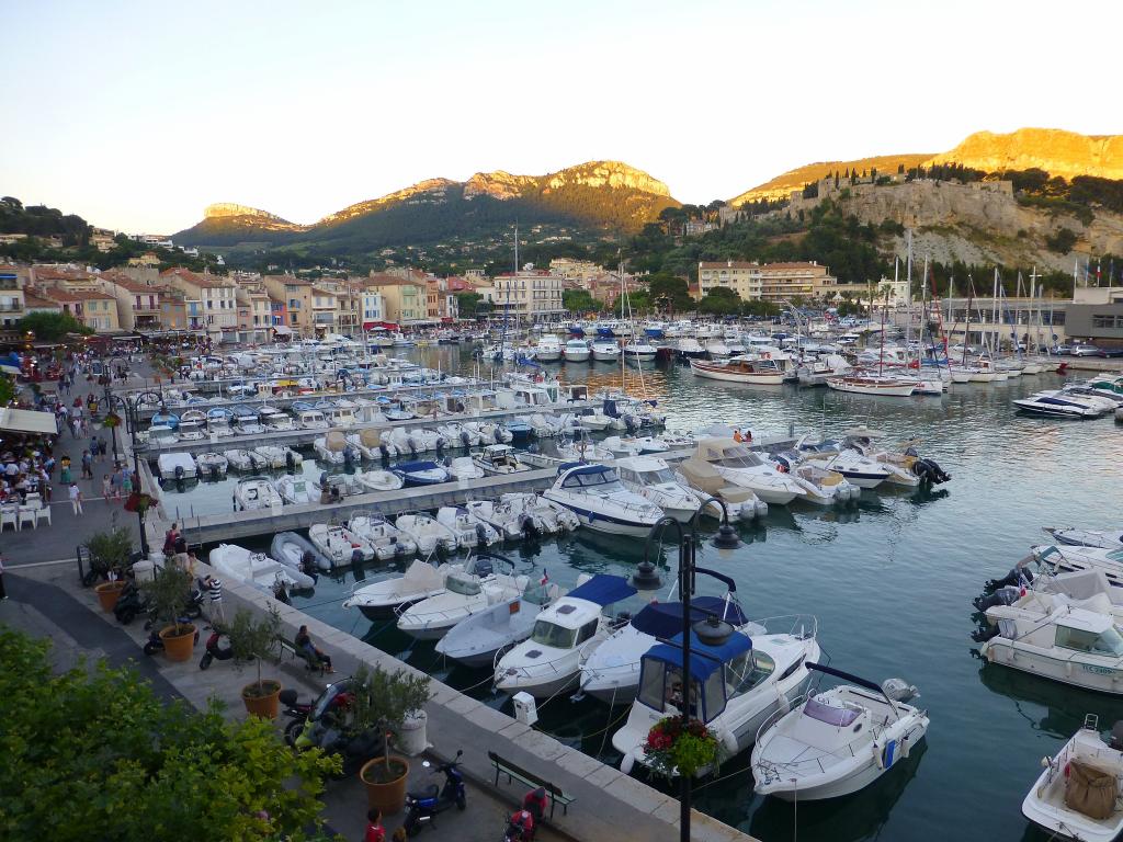 2638 - 20130622 Cassis