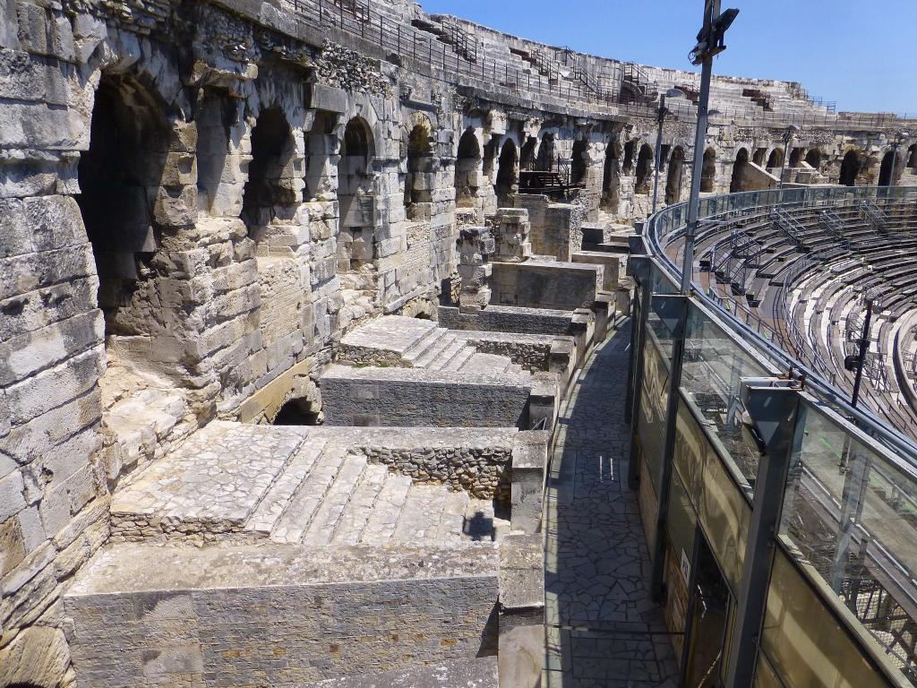 3246 - 20130626 Day09 Arles