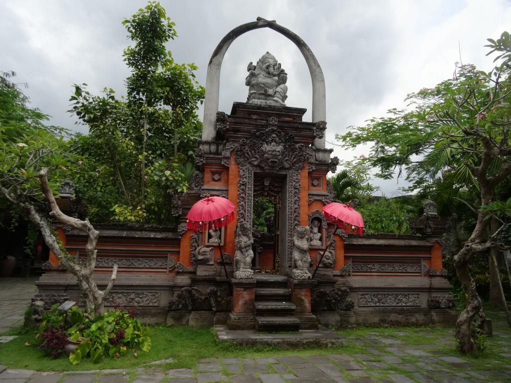 2135 - 20131124 Day05 Bali