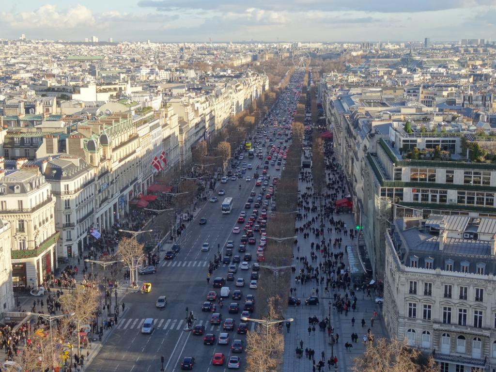 774 - Bateau Mouche Champs Elysees