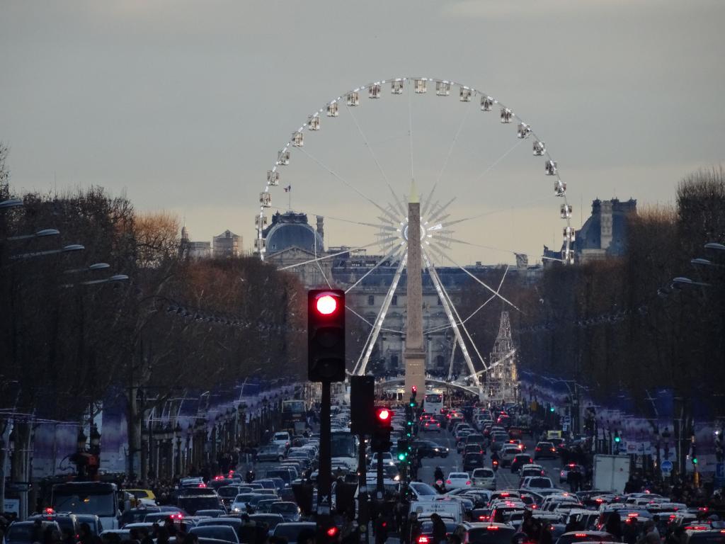 802 - Bateau Mouche Champs Elysees