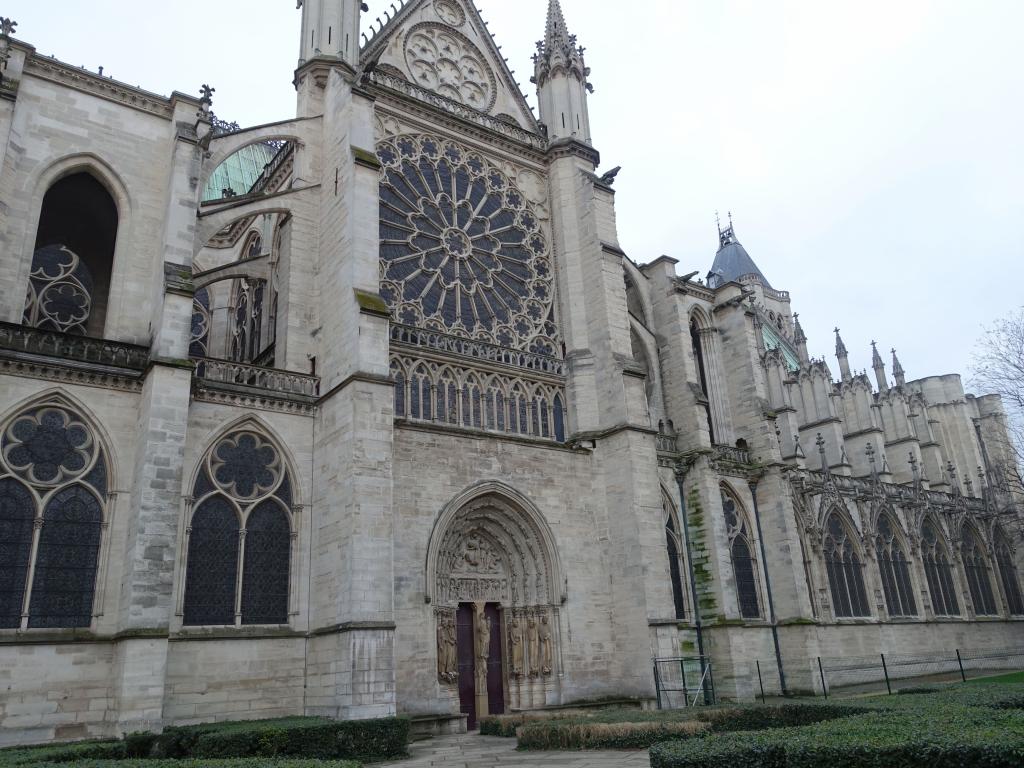 404 - 20150104 St Denis Cathedral