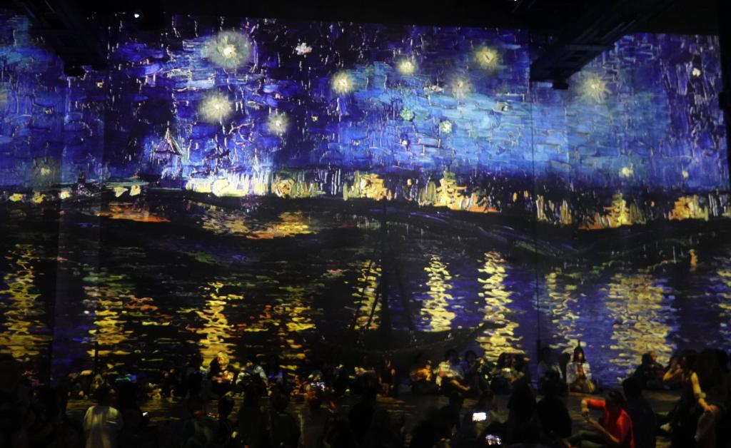 2070 - 20190619 Atelier des Lumieres