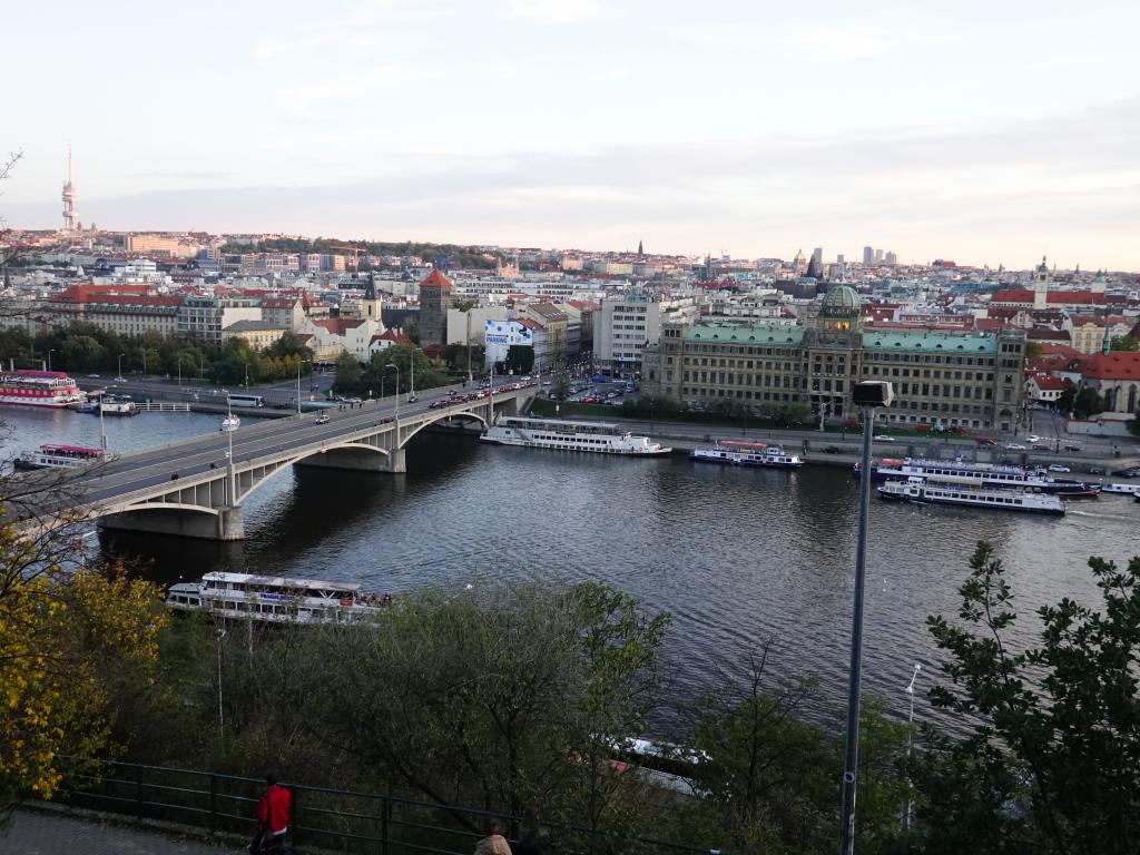 2005 - 20191012 Prague Day2