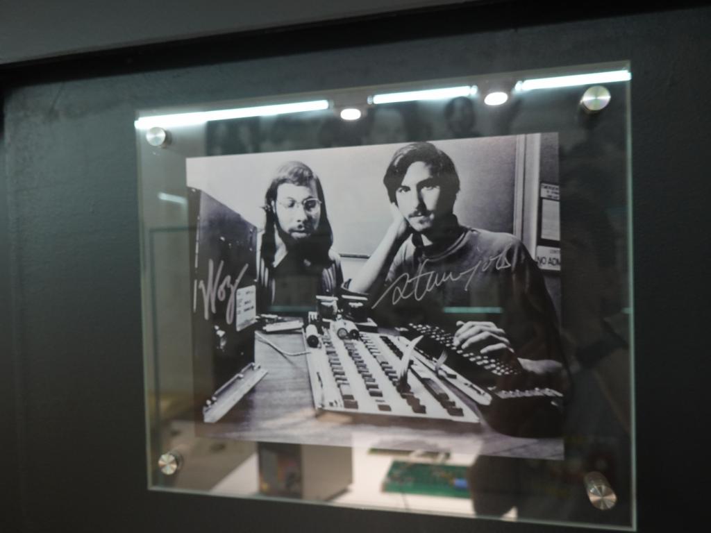 3209 - 20191013 Prague Apple Museum