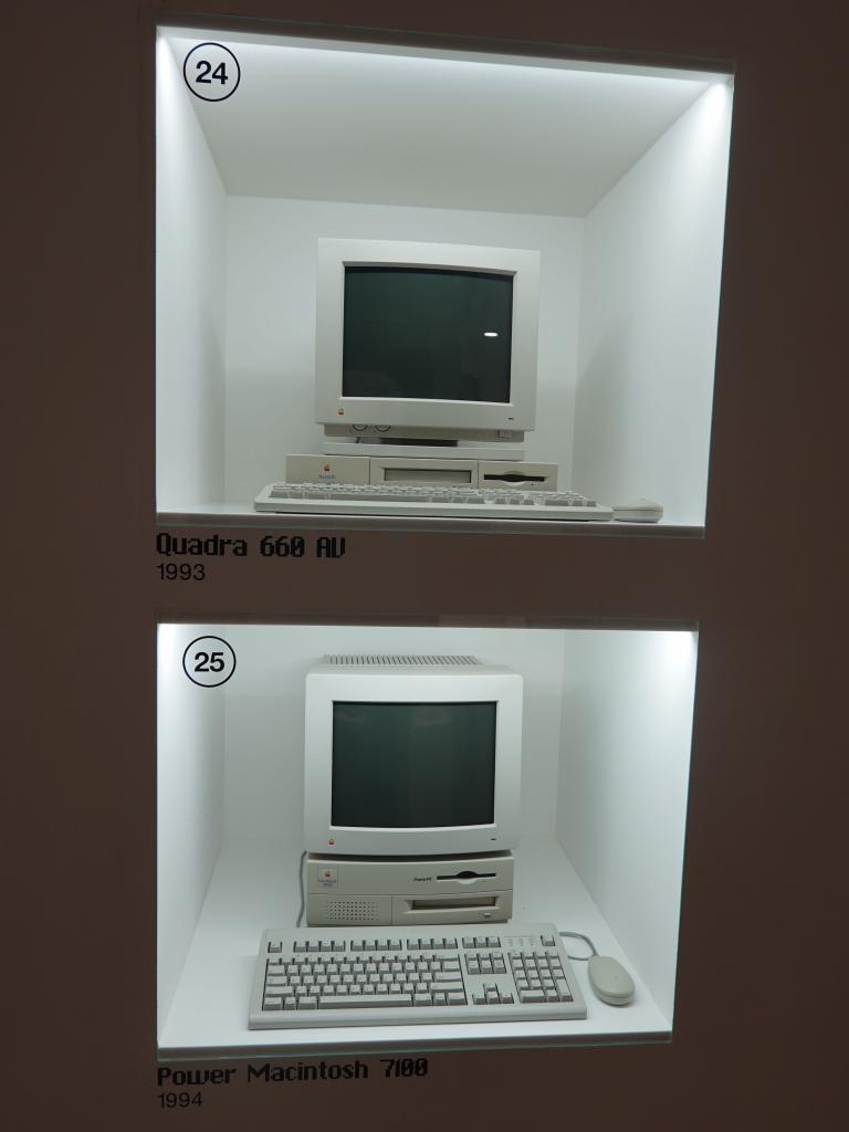 3229 - 20191013 Prague Apple Museum