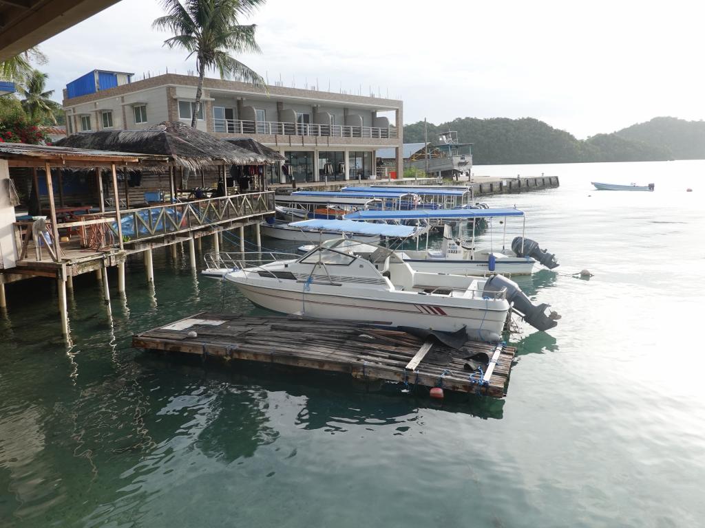 100 - 20191107 Palau Sams Tour Kayak