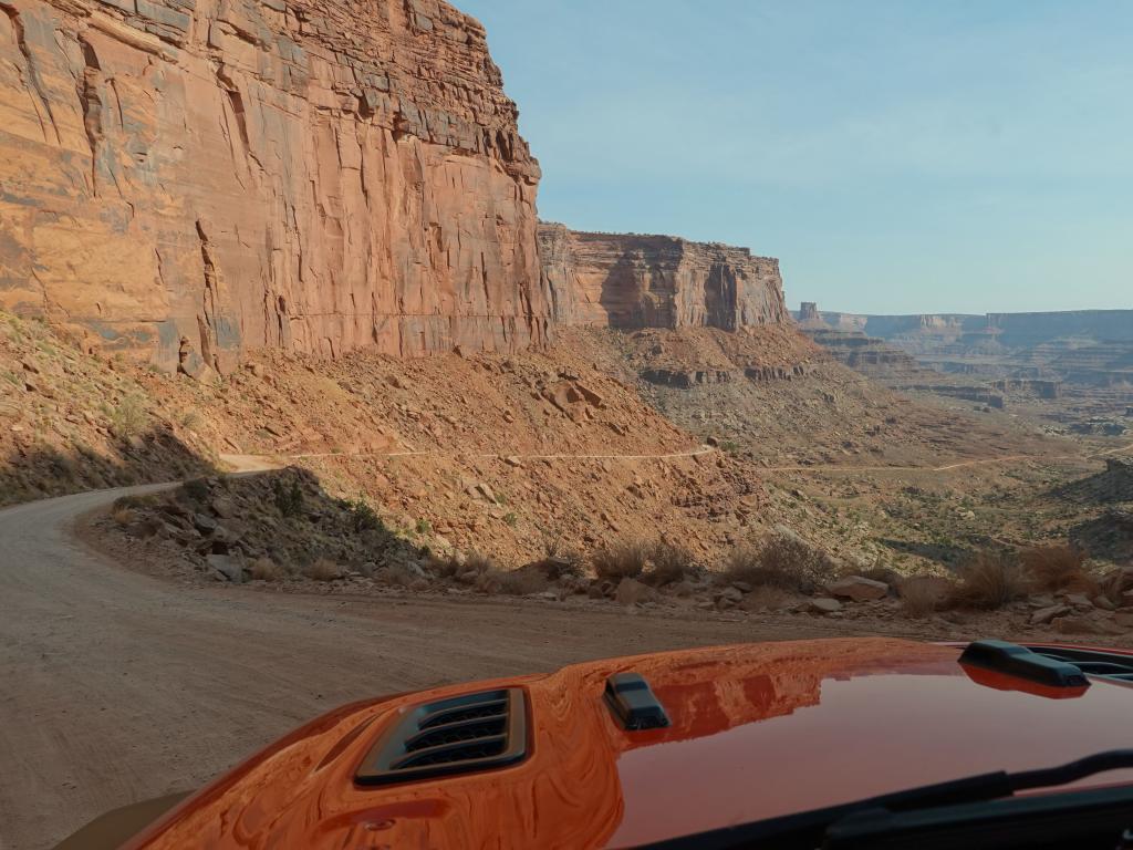 5120 - 20200926 Moab Canyonlands Jeep