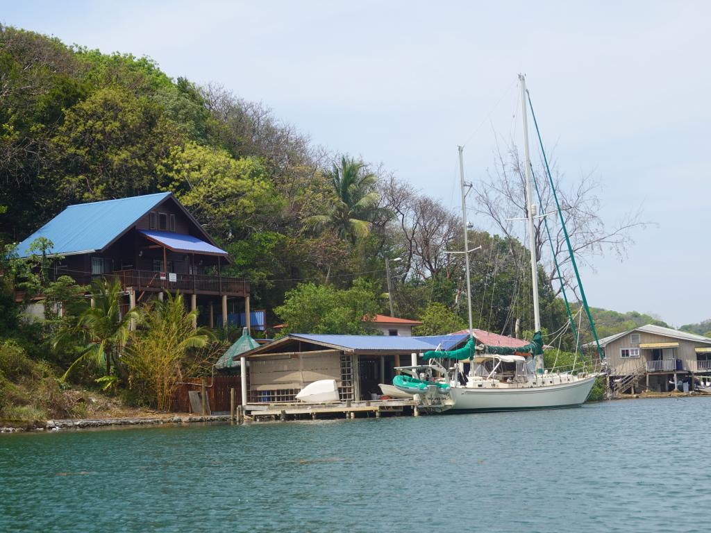 610 - 20230526 Roatan Day2 SONY