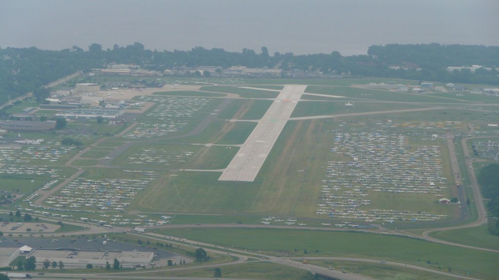 landing at Oshkosh...