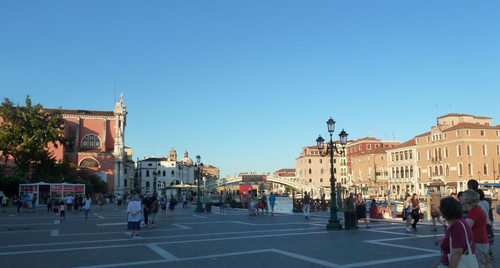 Fresh off the train, to the Vaporetto to Piazza St Marco close to where our condo was