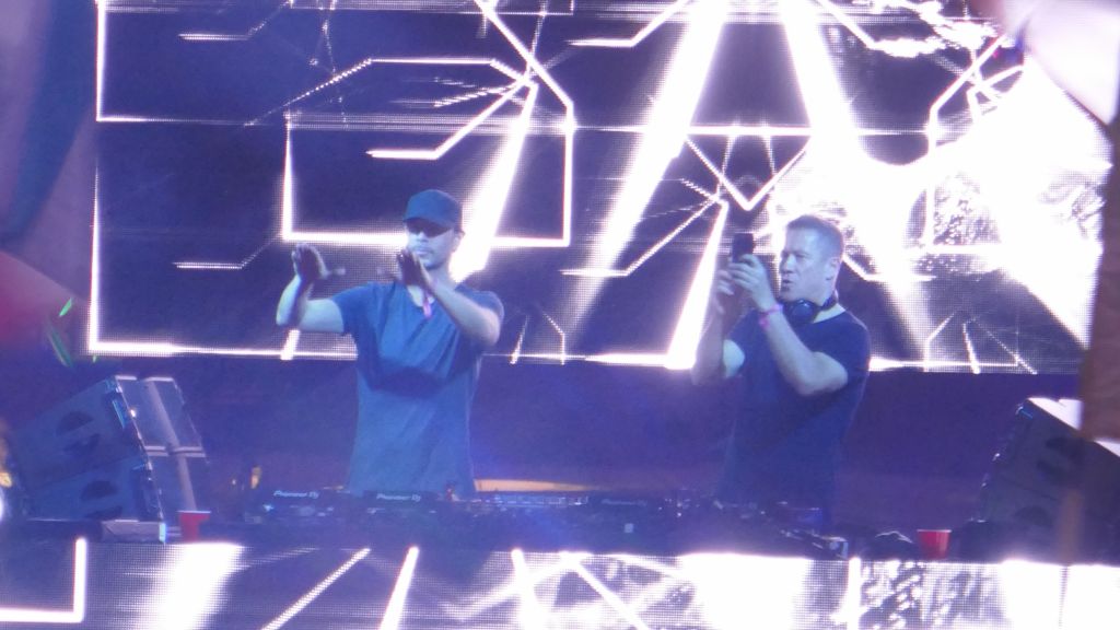 Cosmic Gate