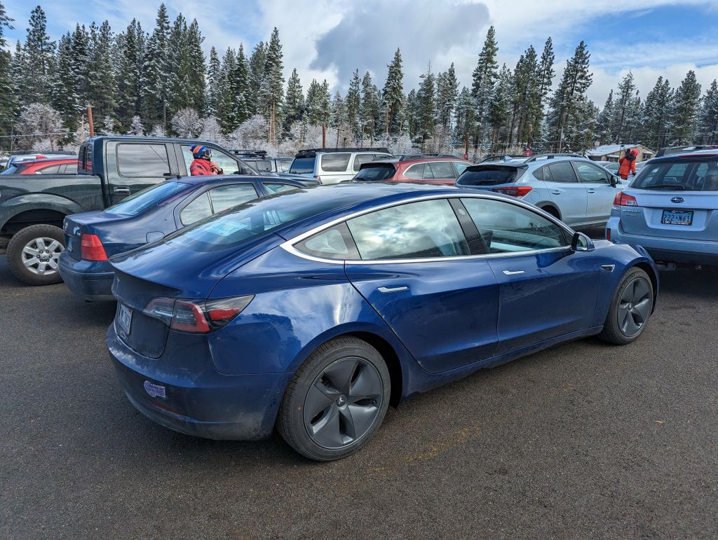 Heavenly CA parking lot was fairly full for a wednesday