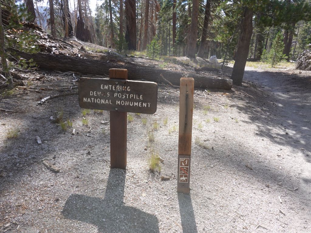 I pointed out to Arturo that we couldn't hike in the area and not see Devil's Postpile :)