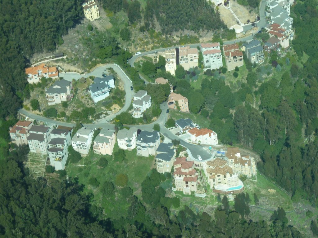 Some nice houses in the oakland hills