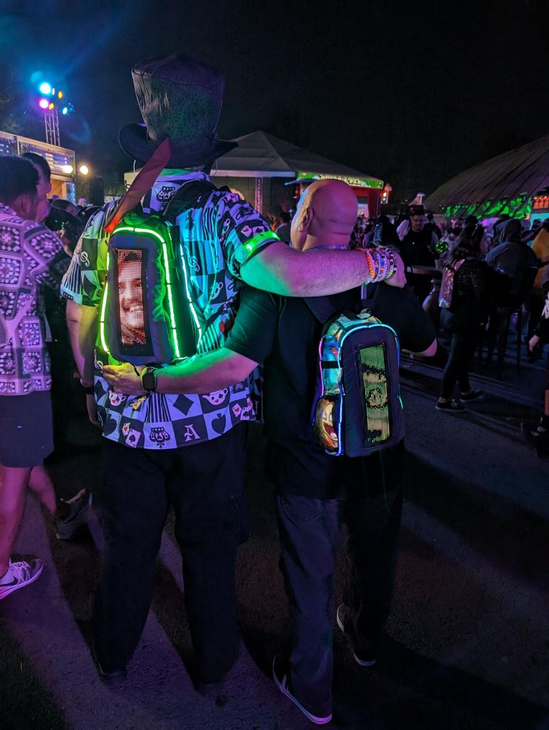 led2rave4 backpacks are awesome