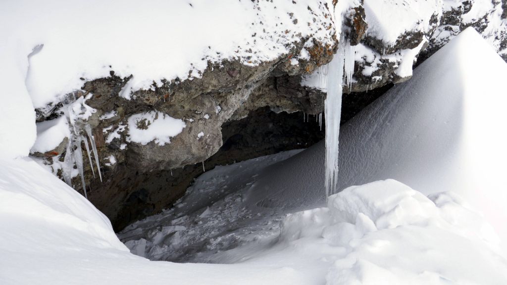 big rock skier's left of the wall, filled with snow