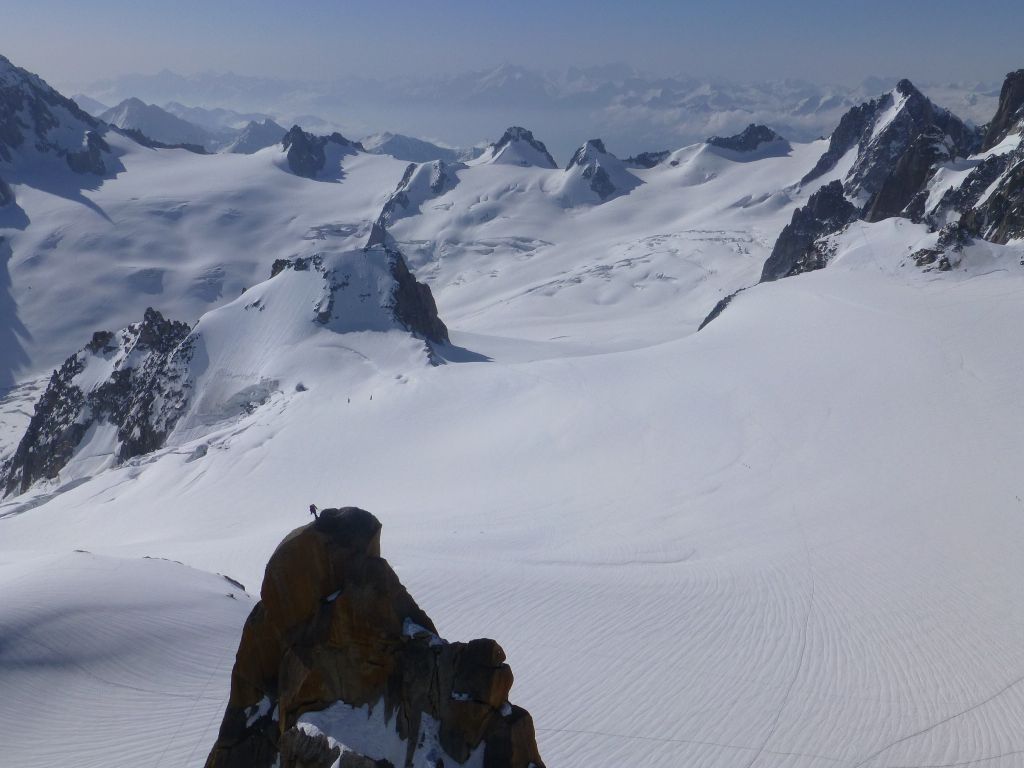 lots of fresh pow in June still, but Johannes wasn't there with his splitboard :)