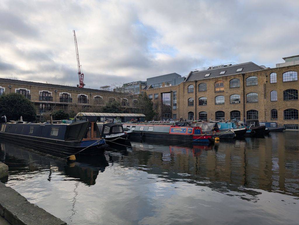 I tried to sign up for a canal ride, but they were also sold out