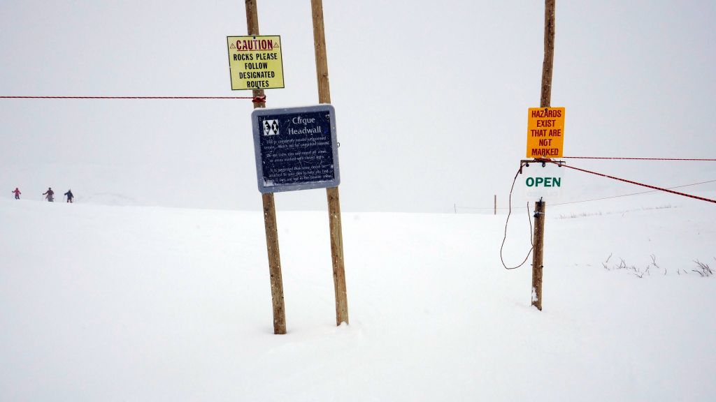 we took the tow rope to the top as soon as we could and had a good ride up the cirque