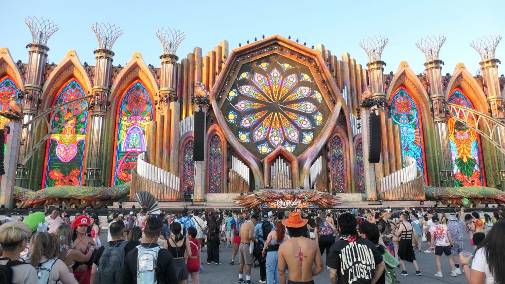 interesting new church design for Kinetic Fields