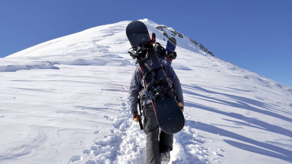 we didn't waste time climbing for 30mn from the lift for our first run