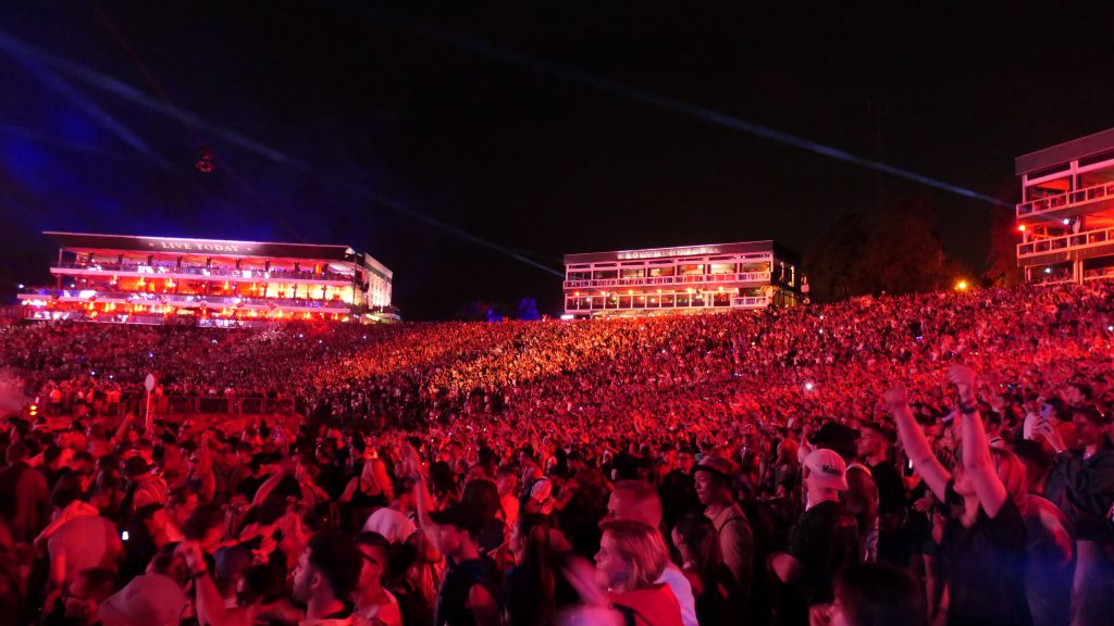 nice and big, and much easier to get in and out than Parookaville