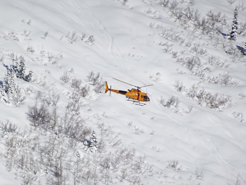 nice day for heli skiing :)