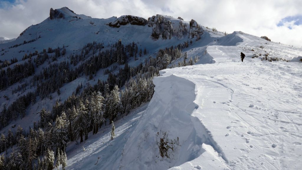 the ridge from cornice was open, you could ride it down