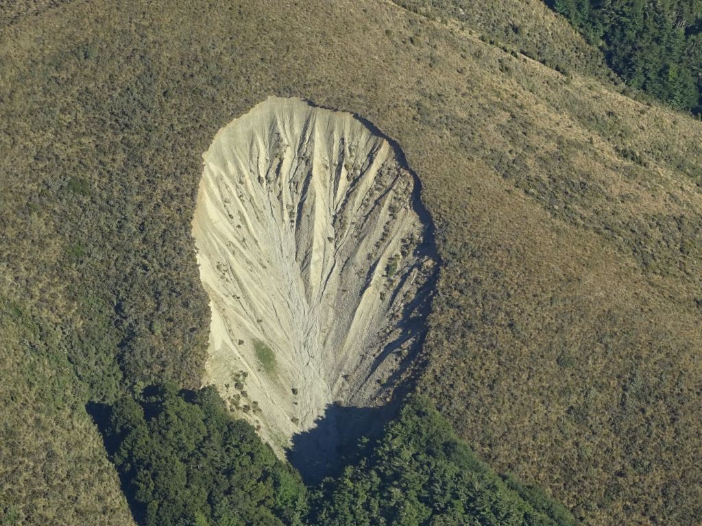 very weird slide, maybe the ground collapsed somehow?