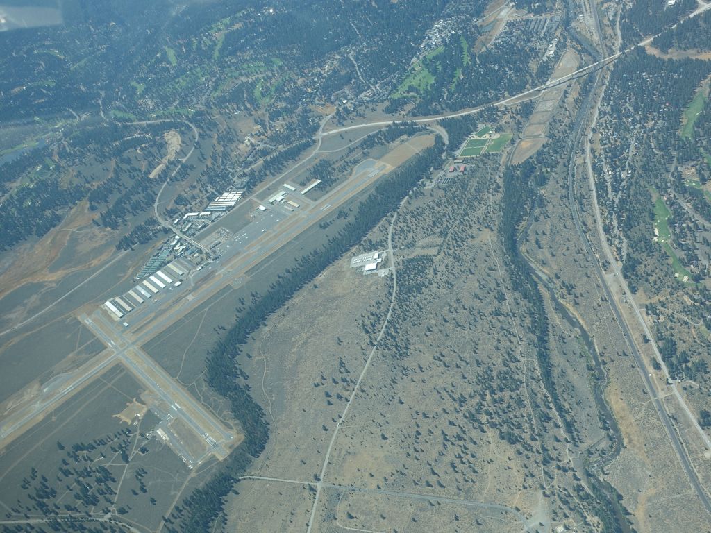 Truckee Airport