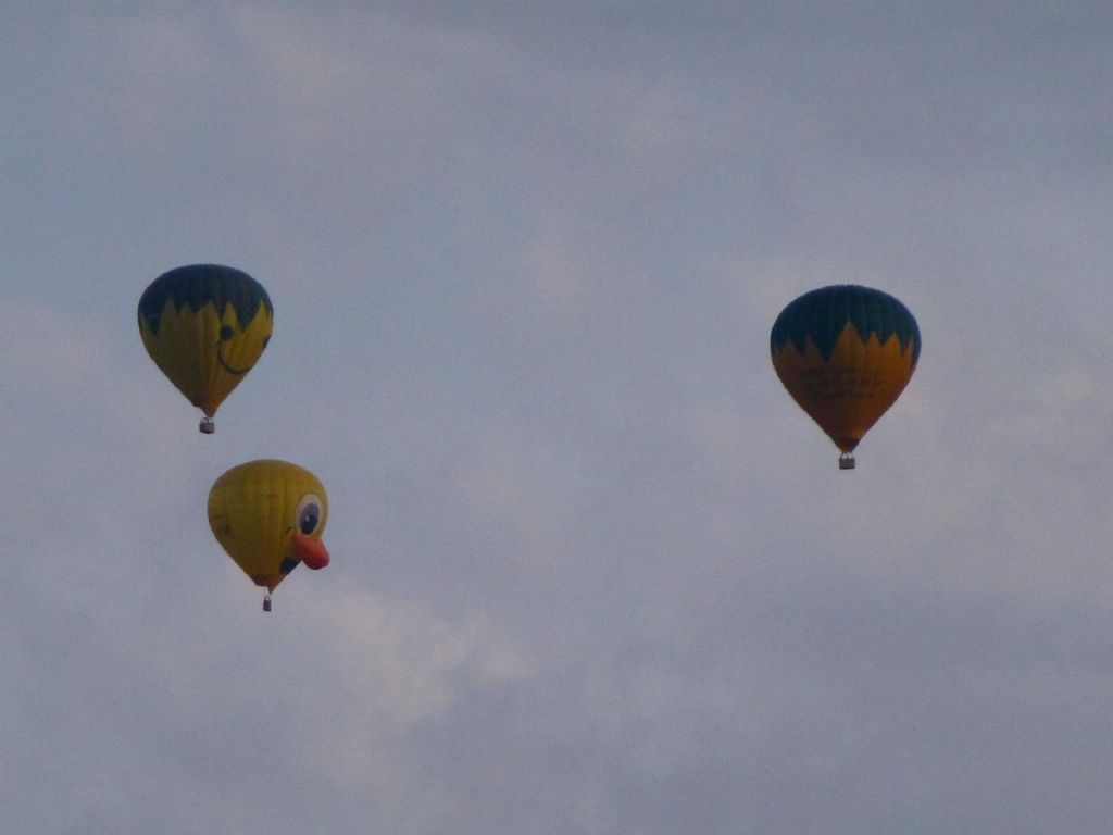 nice nose on that hot air baloon