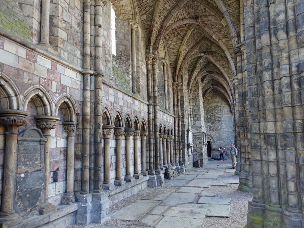 what's left of the chapel attached to the Palace