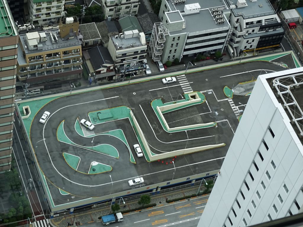 driving school on top of a building :)