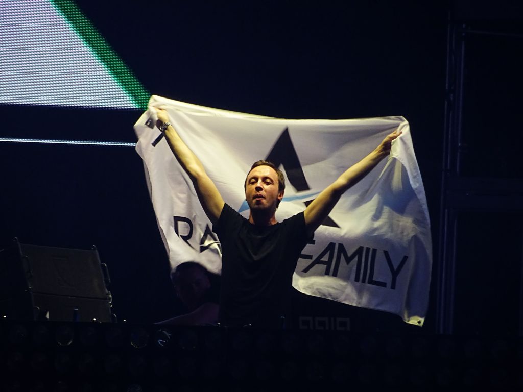 Andrew Rayel