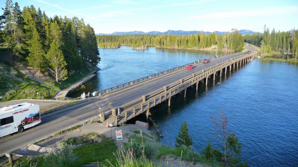 bridge to south entrance